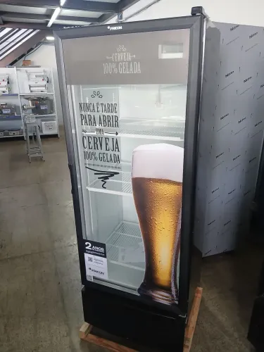 Cervejeira Vertical 402 L VCFC402 Conservador Porta Vidro Fricon