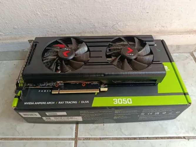 Placa de vídeo Geforce PNY RTX 3050 8gb XLR8 Gaming