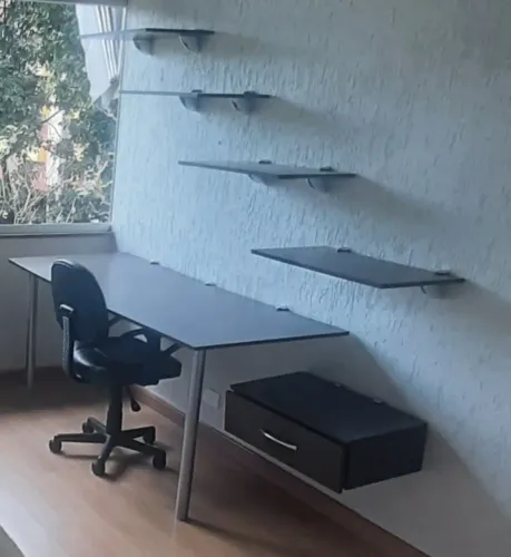 Conjunto MDF 15mm Escritorio - Escrivaninha, gaveta e prateleiras
