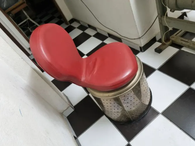 Cadeira  contemporânea 