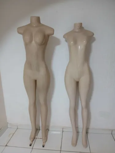 Vende-se 2 manequins