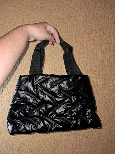 Bolsa Preta Acolchoada SHEIN - Nova com etiqueta 