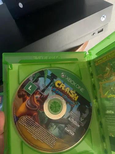 Jogo Xbox one ( crash bandicoot)