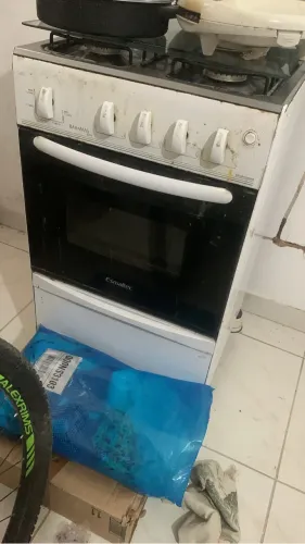 Fogão e sanduicheira