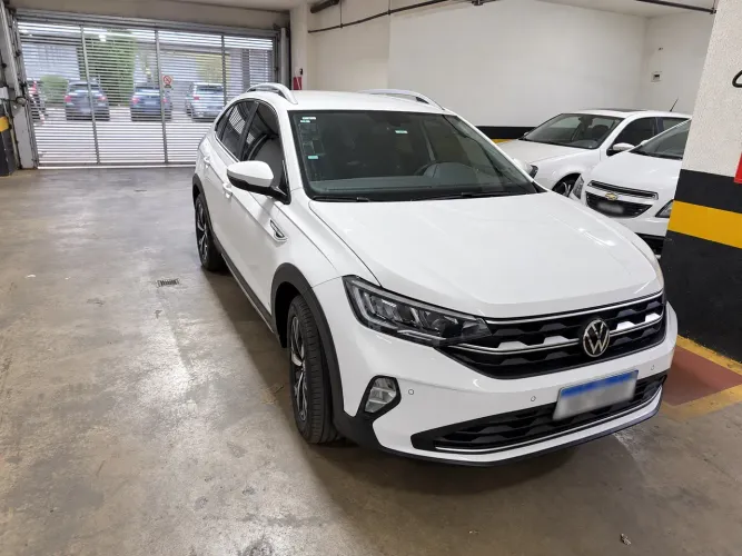 Volkswagen Nivus Highline 1.0 200 TSI Flex AUT 2023