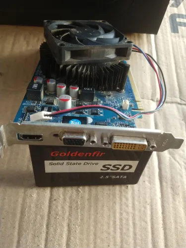 Placa de vídeo 1 giga 128 bits tdr3