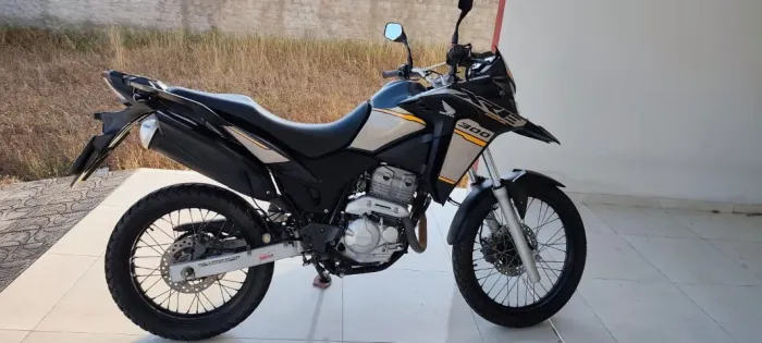 VENDO OU TROCO XRE 300 ADVENTURE 2022
