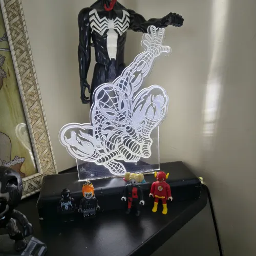 Abajur homem aranha