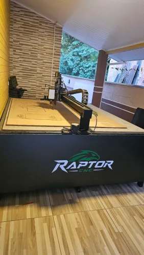 Router CNC semi nova