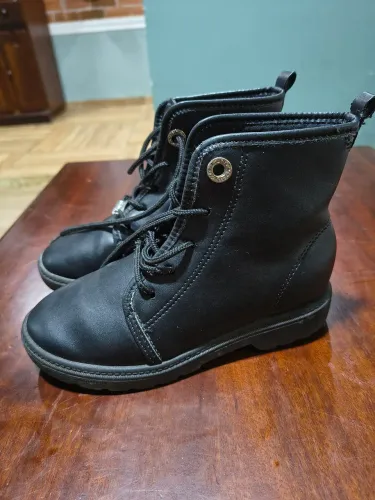 Bota infantil Molekinha