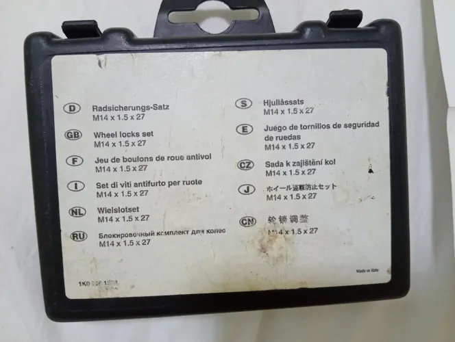 Parafuso anti-furto para que a sua roda do seu veículo não seja rodado