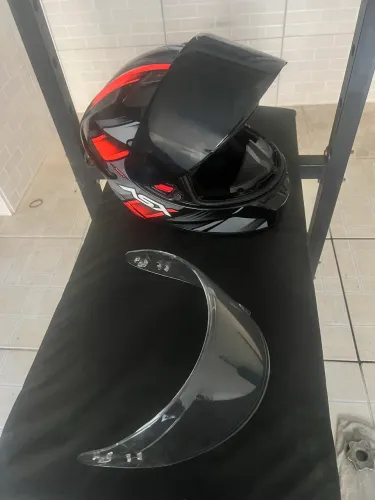 Capacete asx em estado de novo