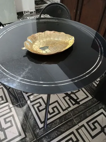 Mesa de vidro redonda prata