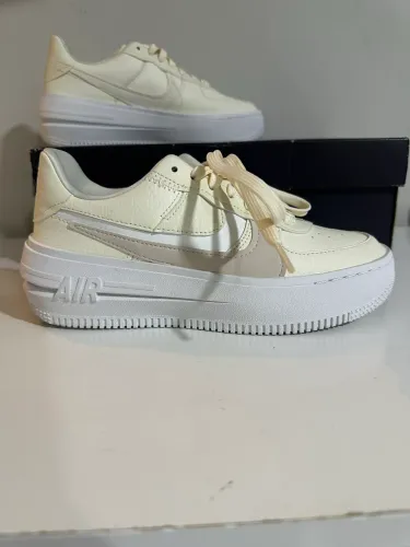 Nike Air Force 1 Original - Tam. 34 | Usado Apenas Uma Vez ?
