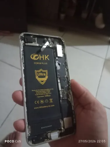 Carcaça de iPhone 8 plus para retirada de peça apenas.