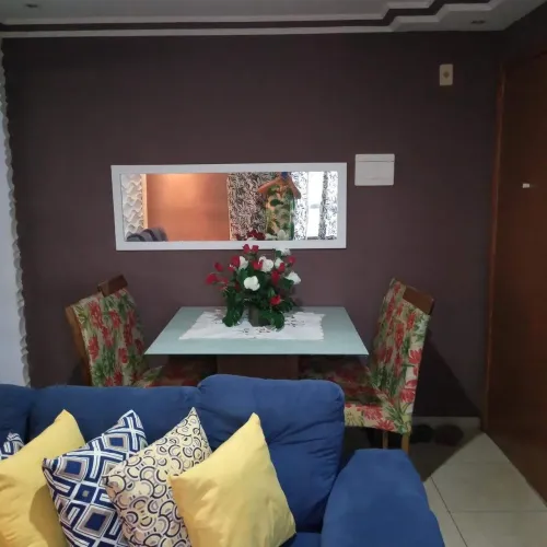 Vende-se um apartamento no Condomínio quinta da Glória na Itinga Lauro de Freitas Bahia