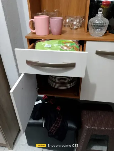Armário semi novo