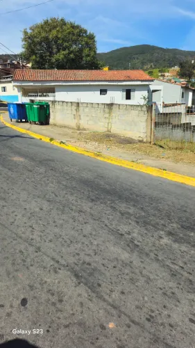 Terreno comercial p venda no centro de Extrema. 755 m². Doc 100% ok!