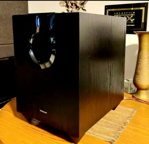 SUBWOOFER ONKYO SKW 591 10" 163 a 290w 25 HzSUBWOOFER ONKYO SKW 591 10" 163 a 290w 25 Hz
