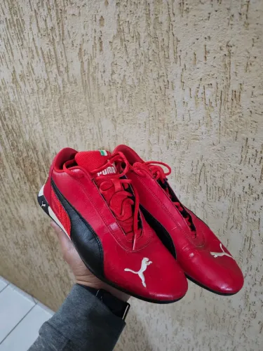 Tênis Puma Ferrari R Cat número 40