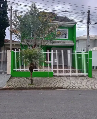 Casa com 3 Quarto(s) e 3 banheiro(s) para Alugar, 143 m² por R$ 4444 / Mês