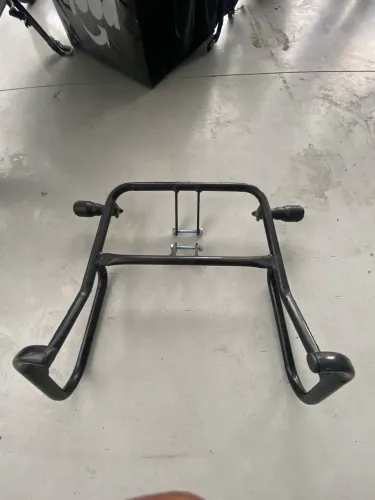 Vendo protetor de carenagem pra 160 da Team Force