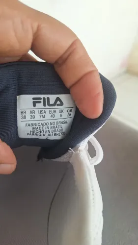 Tênis Fila original.