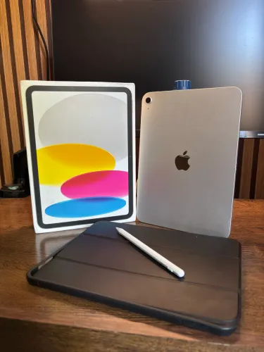 Apple iPad 11 - 128GB Seminovo (EXTRA) + Acessórios
