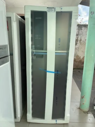 Geladeira Brastemp 463 l na cor preta