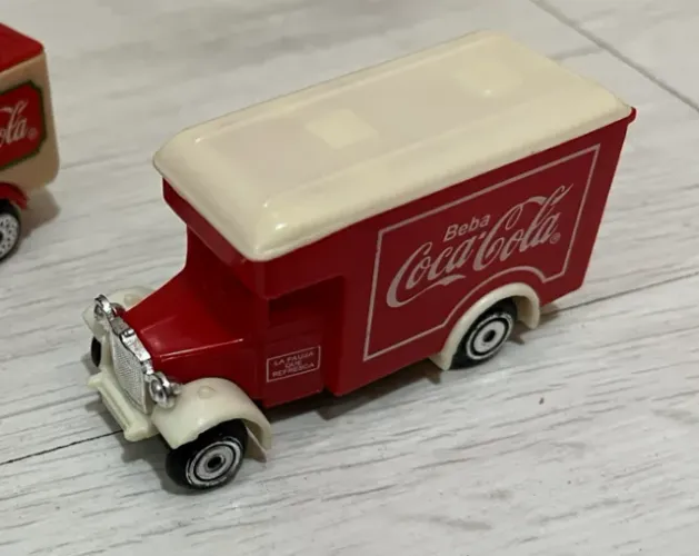 Carrinho de miniatura antigo Coca-Cola - meados dos anos 90 - USADO - LEIA A DESCRIÇÃO!