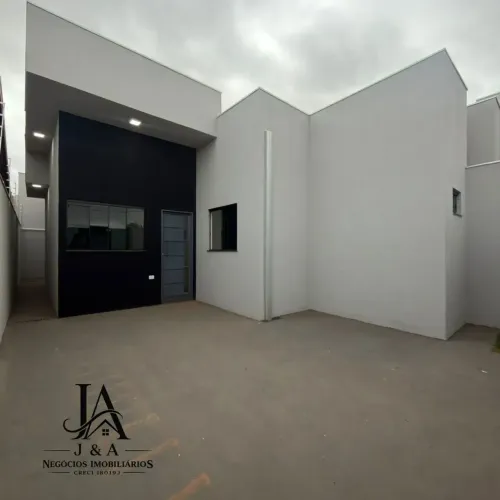 Casa á venda com 2 quartos sendo 1 suíte, área gourmet no Bom Retiro em Campo Grande - MS