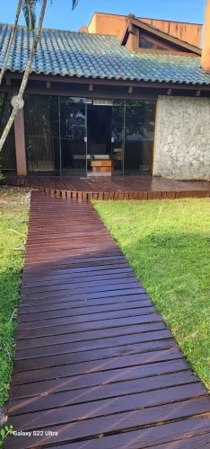 Alugo por dia casa em jurere internacional  a 200mts da praia 