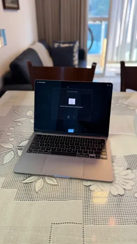 Vendo MacBook Air M3 
