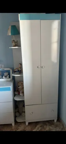 Guarda-roupa infantil e cômoda