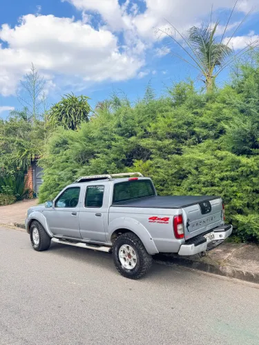 Nissan Frontier Se/se Strik/one CD 4X4 2.8 Dies 2004