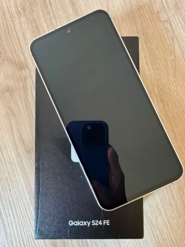 Samsung Galaxy S24 FE 5G 256 GB Cinza / seminovo