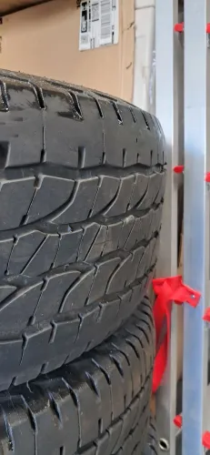 Pneu Michelin 245/65/15