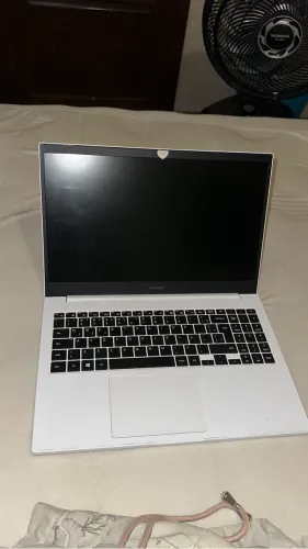 Notebook Samsung 1TB; Intel core i5
