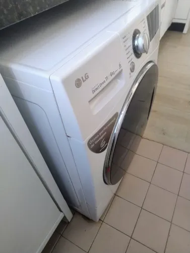 Vendo lava e seca LG 11kg/6kg