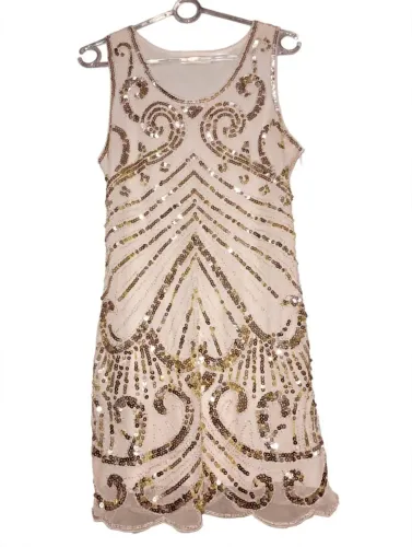 Vestido de festa com.lantejoulas