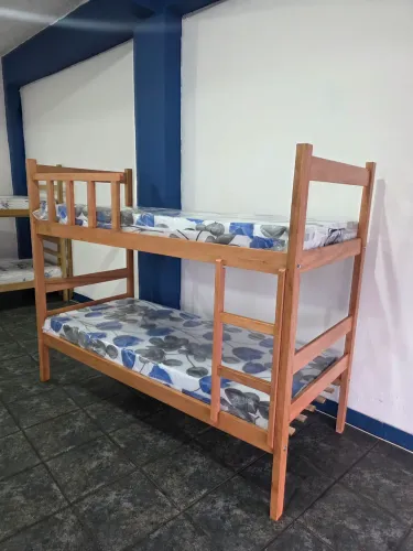 Beliche Madeira Alta Resistência + 2 Colchão Novo R$ 949,00