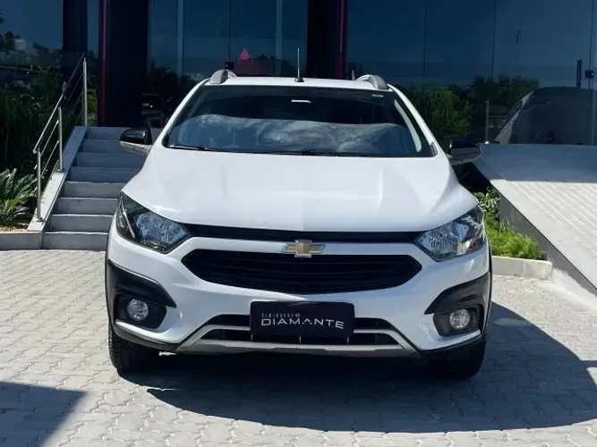 Chevrolet Onix Activ 1.4 8V Flex Mec. 4P 2019 - 76.000 km - Falar c/ Camilo Ramos