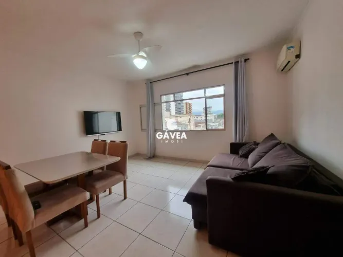Apartamento à venda no Guilhermina em Praia Grande.