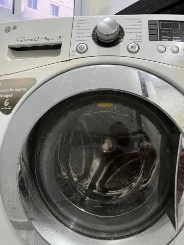 Máquina Lava e Seca LG 4kg - Prática e em Excelente Estado
