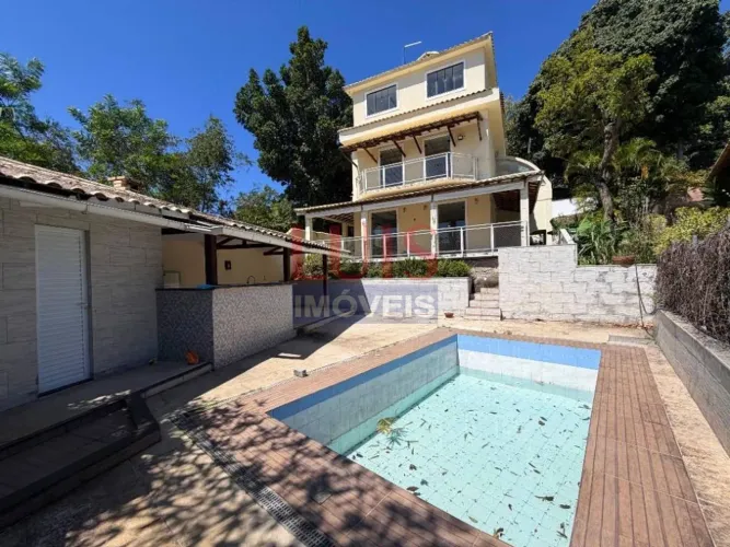Casa com 4 dormitórios para alugar, 300 m² por R$ 7.300,00/mês - Maceió - Niterói/RJ