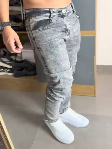 4 Calças Jeans Premium N°46