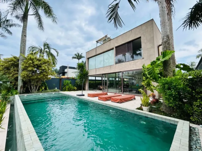 Casa com 6 suítes para alugar, 750 m² por mês - Riviera de São Lourenço - Bertioga/SP