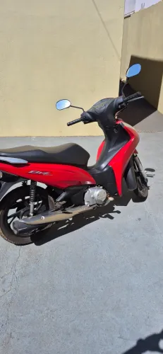 Honda Biz 2022 em perfeito estado de conservação! Moto de único dono.