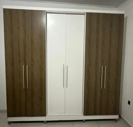 GUARDA ROUPAS GRANDE CASAL