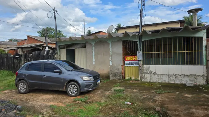 CASA NO ADALBERTO SENNA 